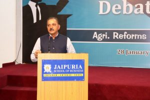 Debate Competition - Jaipuria School of Business (6)